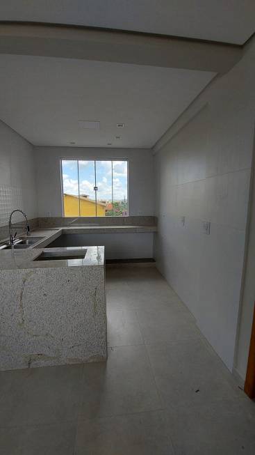 Foto 1 de Apartamento com 3 Quartos à venda, 85m² em Manoel Valinhas, Divinópolis