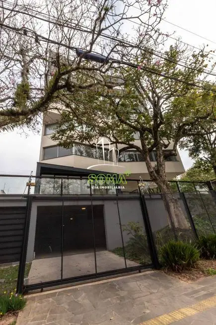 Foto 2 de Apartamento com 3 Quartos à venda, 133m² em Passo da Areia, Porto Alegre