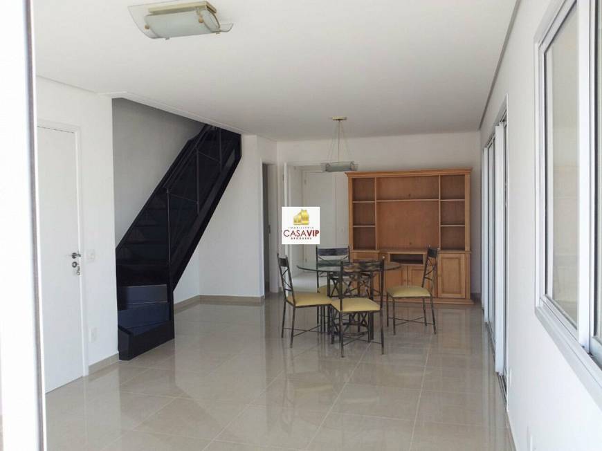 Foto 2 de Apartamento com 3 Quartos à venda, 227m² em Santo Amaro, São Paulo