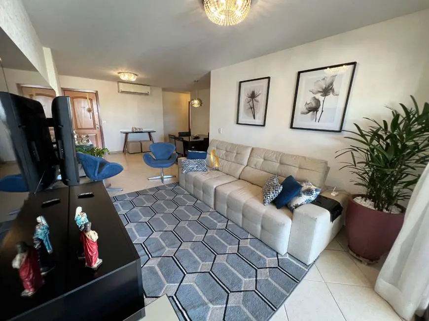 Foto 1 de Apartamento com 4 Quartos à venda, 176m² em Barro Vermelho, Vitória