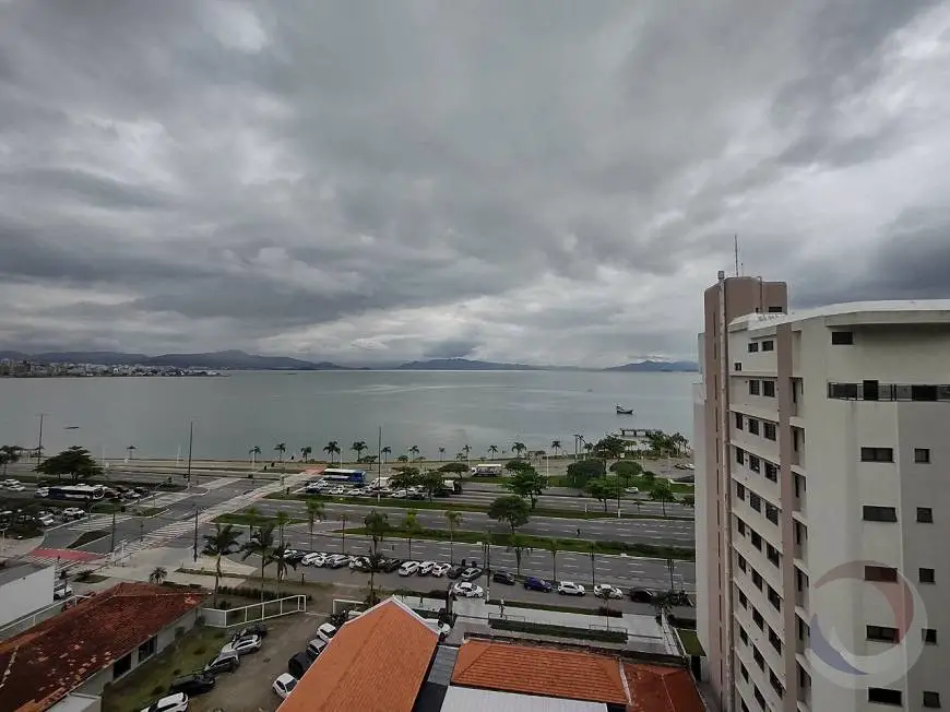Foto 1 de Apartamento com 4 Quartos à venda, 136m² em Centro, Florianópolis