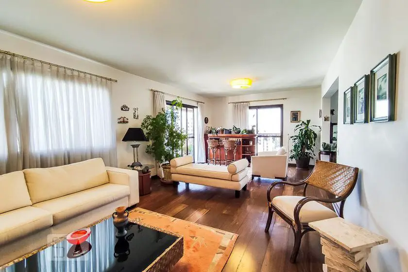 Foto 1 de Apartamento com 4 Quartos para alugar, 195m² em Panamby, São Paulo