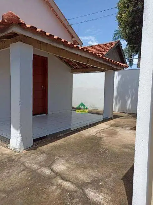 Foto 1 de Casa com 2 Quartos para alugar, 131m² em Jardim América, Araçatuba