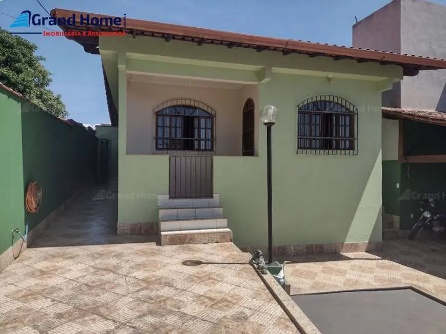Foto 1 de Casa com 2 Quartos à venda, 250m² em Santos Dumont, Vila Velha