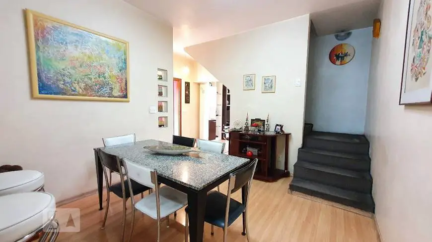 Foto 1 de Casa com 3 Quartos para alugar, 160m² em Bom Retiro, São Paulo