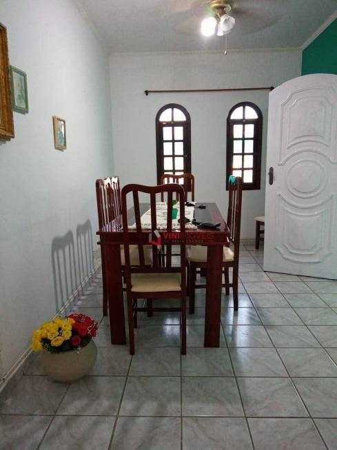 Foto 1 de Casa com 3 Quartos à venda, 210m² em Centro, Mongaguá