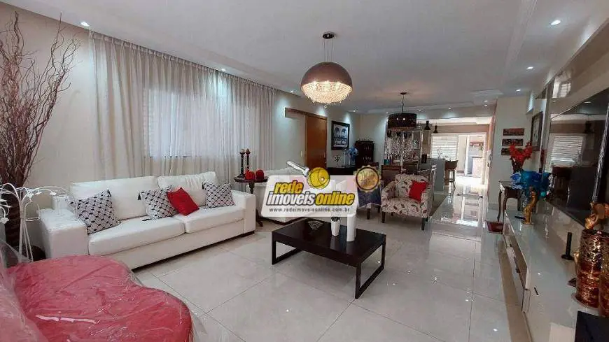 Foto 1 de Casa com 3 Quartos à venda, 255m² em Centro, Uberaba