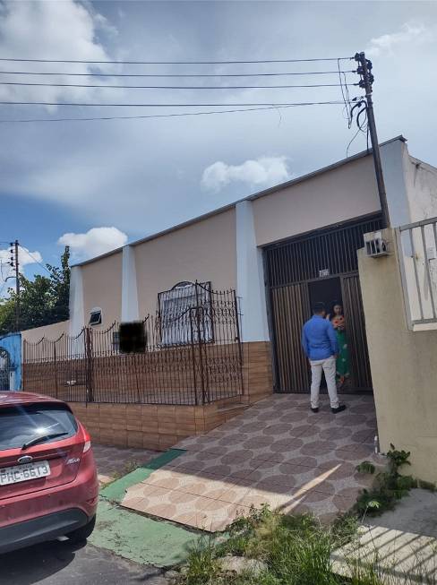 Foto 2 de Casa com 3 Quartos para venda ou aluguel, 150m² em Da Paz, Manaus