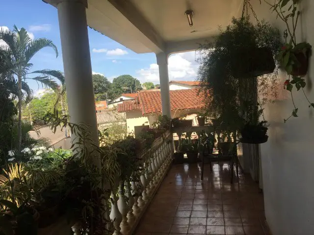 Foto 1 de Casa com 3 Quartos à venda, 295m² em Feliz, Goiânia