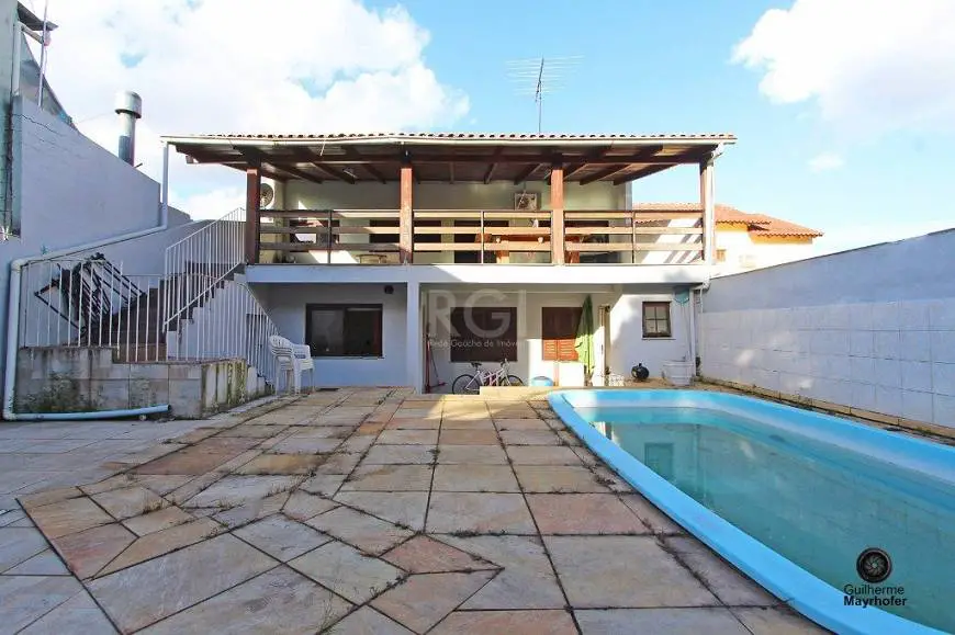 Foto 1 de Casa com 3 Quartos à venda, 180m² em Parque dos Maias, Porto Alegre