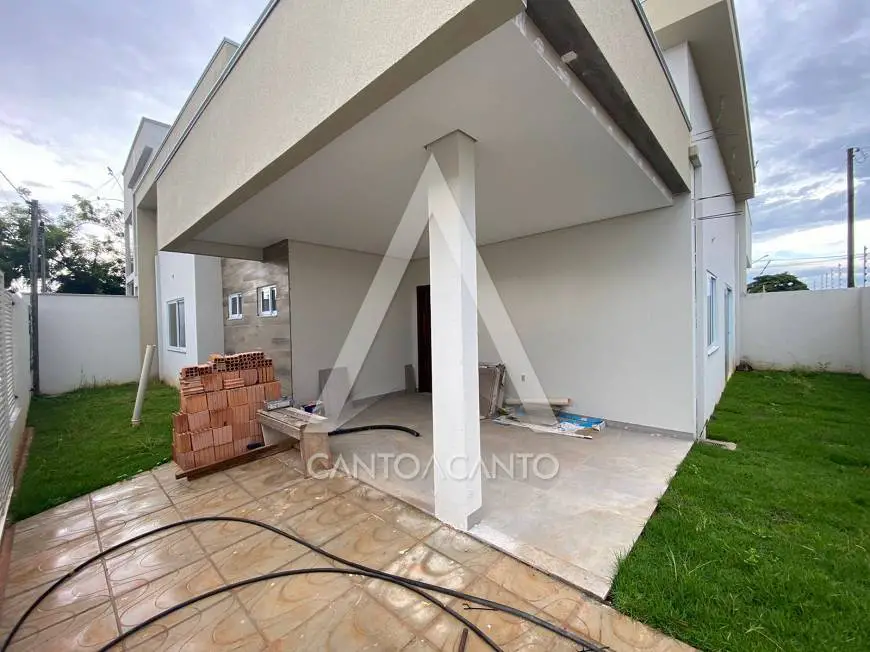 Foto 2 de Casa com 3 Quartos à venda, 120m² em Residencial Bella Suíça, Sinop