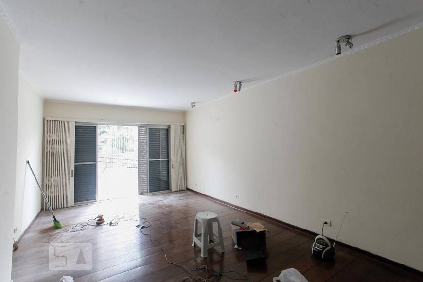 Foto 1 de Casa com 3 Quartos para alugar, 214m² em Saúde, São Paulo