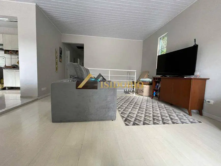 Foto 4 de Casa com 4 Quartos para alugar, 200m² em Barreirinha, Curitiba