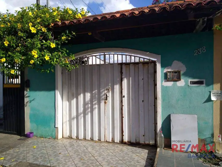 Foto 2 de Casa com 4 Quartos à venda, 100m² em Bela Vista, São João Del Rei