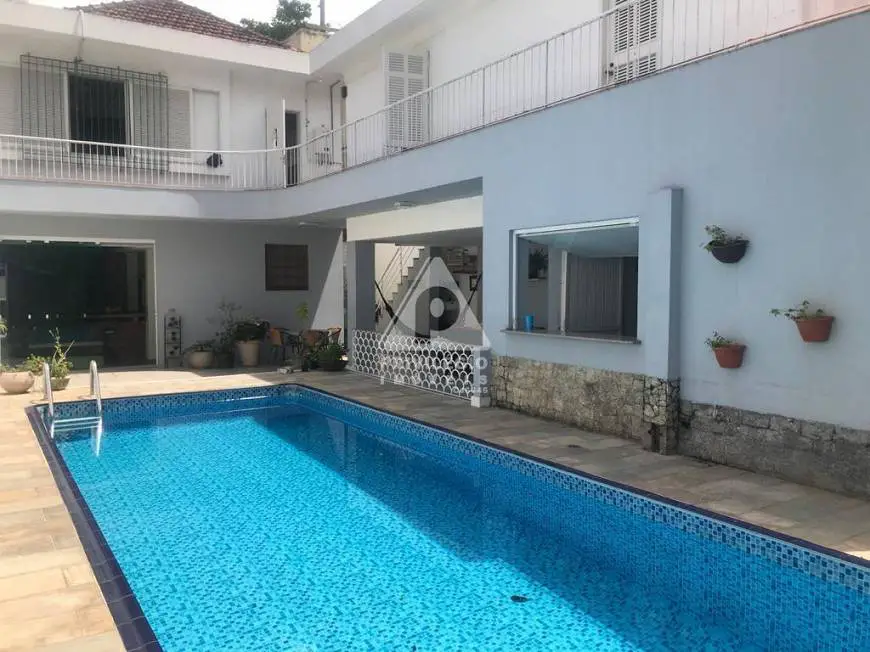 Foto 1 de Casa com 4 Quartos à venda, 436m² em Grajaú, Rio de Janeiro
