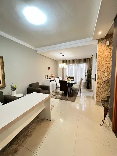 Foto 3 de Casa de Condomínio com 3 Quartos à venda, 170m² em Despraiado, Cuiabá