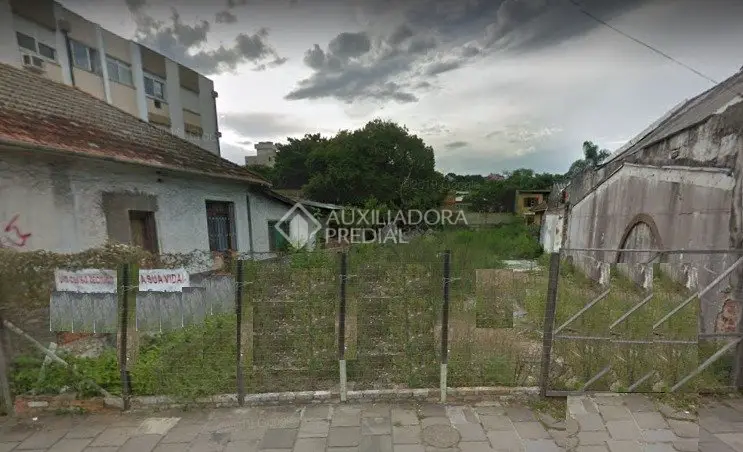 Foto 1 de Lote/Terreno à venda, 612m² em Teresópolis, Porto Alegre