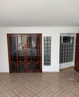 Foto 2 de Sobrado com 3 Quartos à venda, 245m² em Paulicéia, São Bernardo do Campo