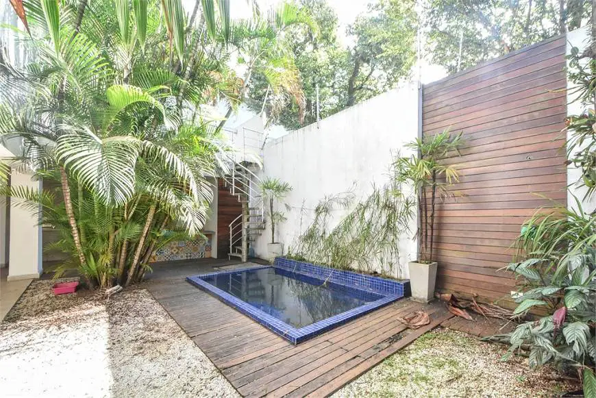 Foto 2 de Sobrado com 5 Quartos à venda, 480m² em Brooklin, São Paulo