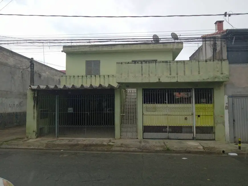 Foto 1 de Sobrado com 6 Quartos à venda, 250m² em Jardim Presidente Dutra, Guarulhos