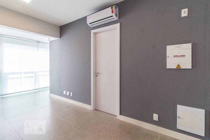 Foto 3 de Apartamento com 1 Quarto para alugar, 37m² em Barra Funda, São Paulo