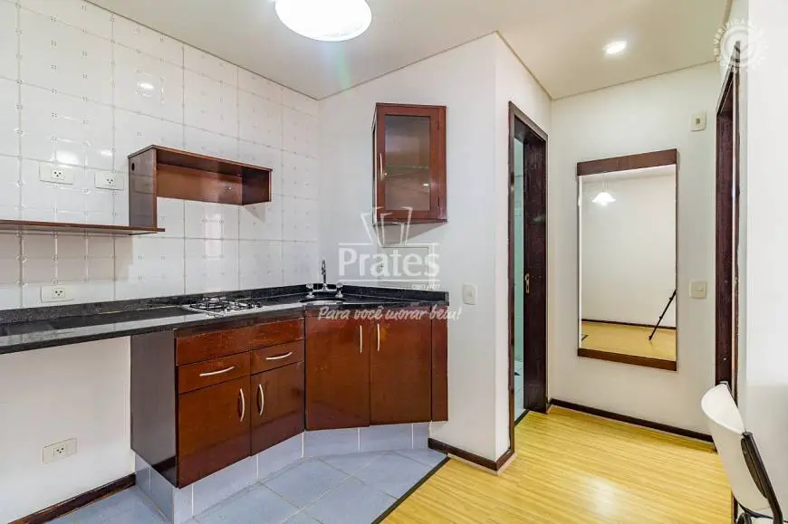 Foto 5 de Apartamento com 1 Quarto para alugar, 42m² em Centro, Curitiba