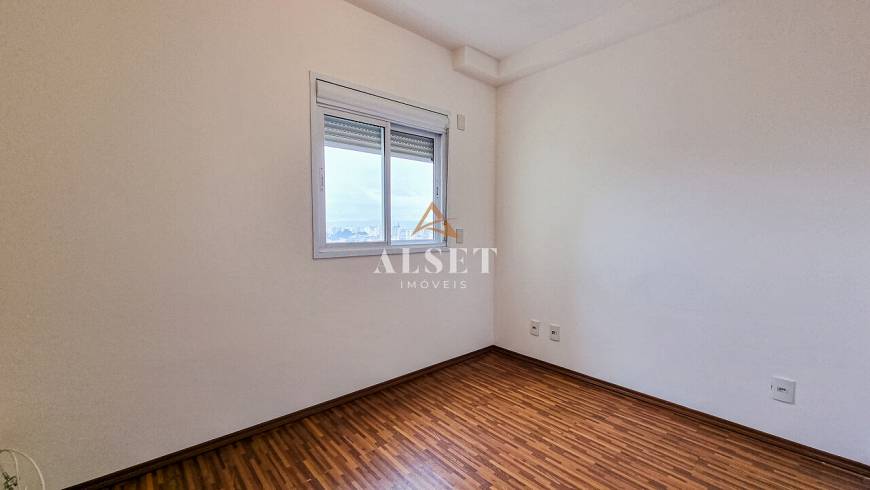Foto 1 de Apartamento com 2 Quartos à venda, 65m² em Jardim Piqueroby, São Paulo