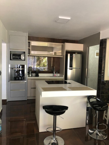 Foto 4 de Apartamento com 2 Quartos à venda, 140m² em Lagoa da Conceição, Florianópolis
