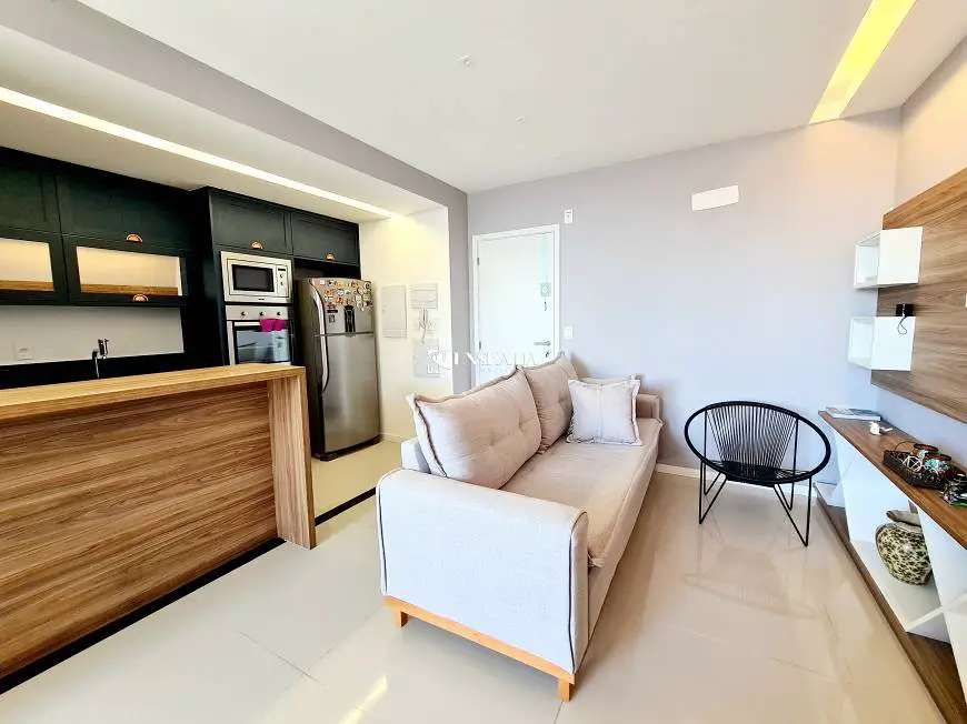 Foto 3 de Apartamento com 3 Quartos à venda, 100m² em Enseada do Suá, Vitória