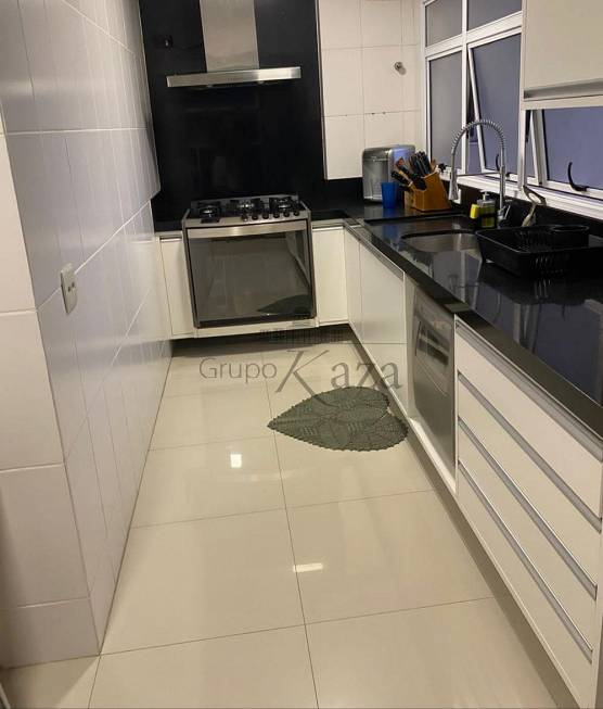 Foto 4 de Apartamento com 3 Quartos para alugar, 170m² em Jardim Aquarius, São José dos Campos
