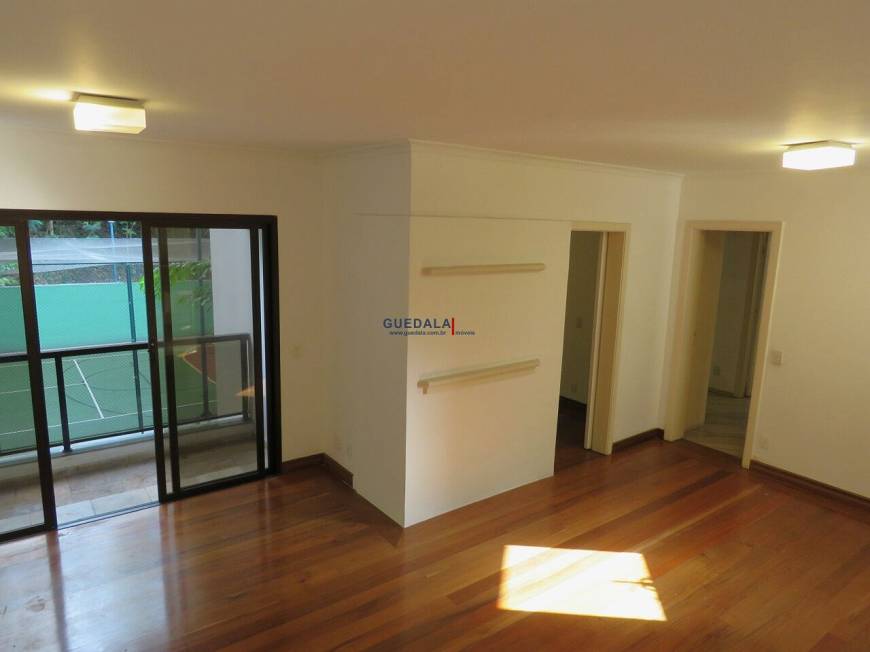 Foto 1 de Apartamento com 3 Quartos para alugar, 118m² em Jardim Guedala, São Paulo