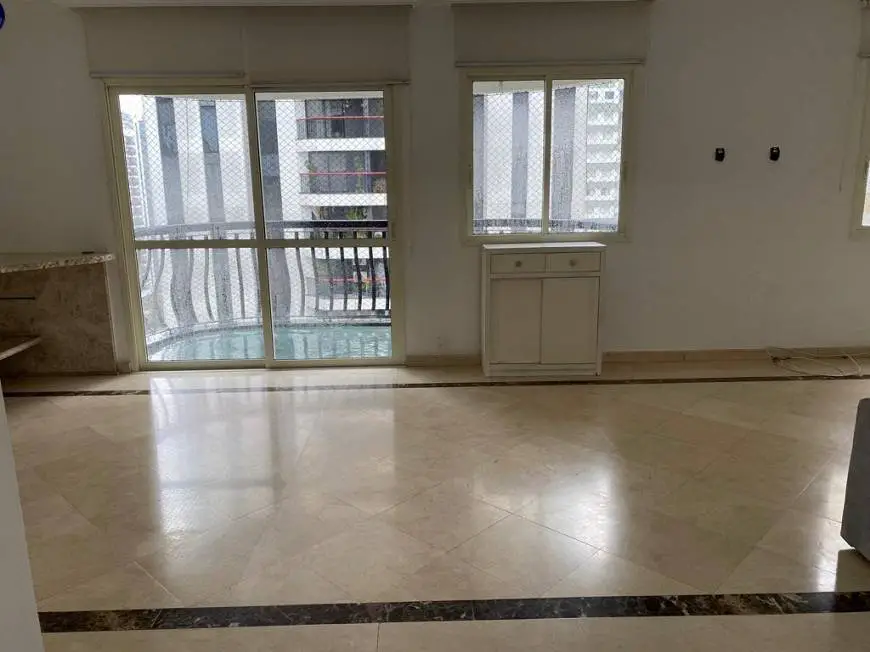 Foto 1 de Apartamento com 3 Quartos para alugar, 106m² em Moema, São Paulo