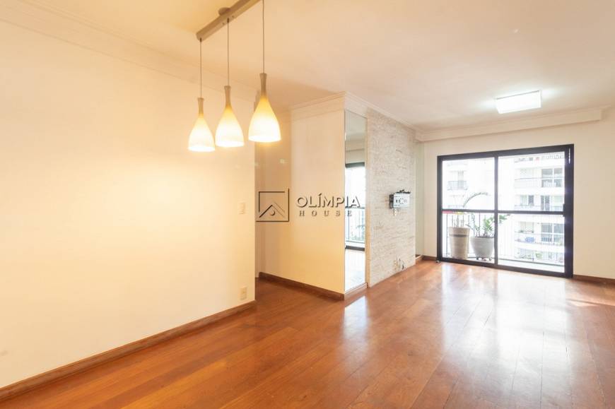 Foto 2 de Apartamento com 3 Quartos para alugar, 98m² em Moema, São Paulo