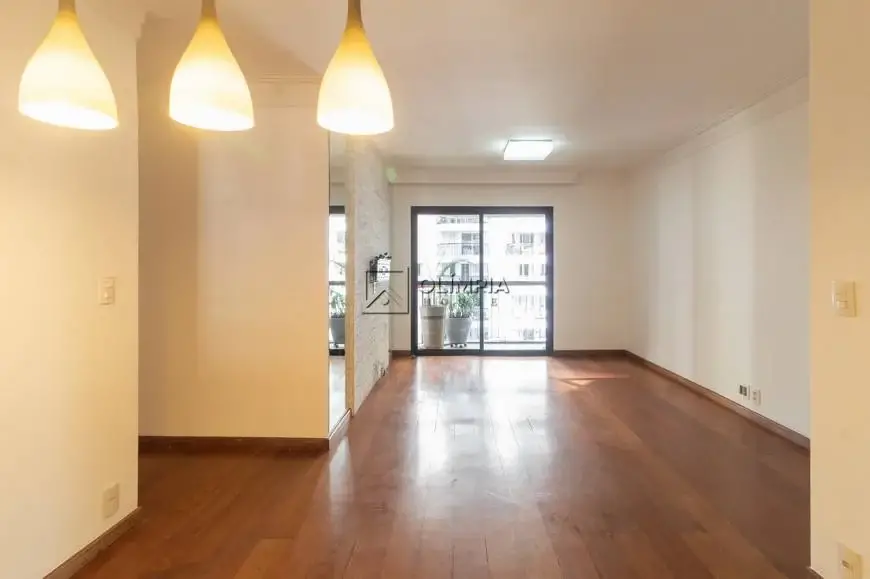Foto 3 de Apartamento com 3 Quartos para alugar, 98m² em Moema, São Paulo