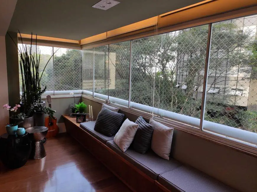 Foto 1 de Apartamento com 3 Quartos à venda, 145m² em Morumbi, São Paulo
