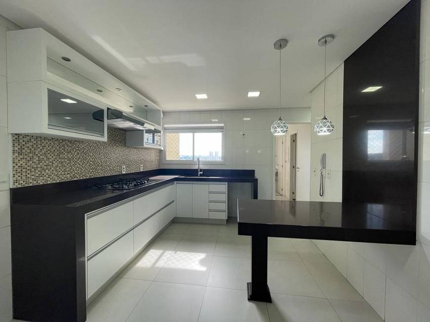 Foto 4 de Apartamento com 3 Quartos para alugar, 163m² em Vila Arens, Jundiaí