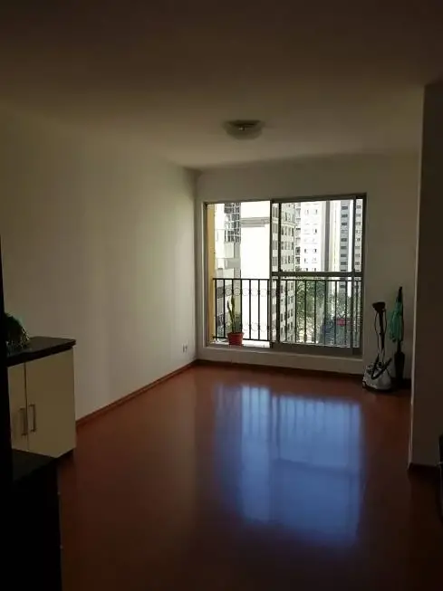 Foto 1 de Apartamento com 3 Quartos para alugar, 75m² em Vila Olímpia, São Paulo