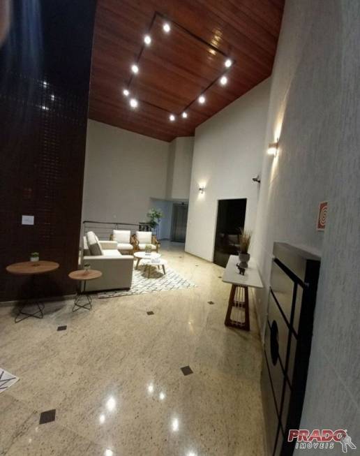 Foto 2 de Apartamento com 3 Quartos à venda, 130m² em Zona 07, Maringá