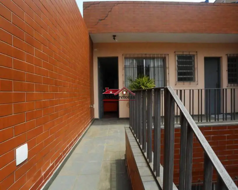 Foto 2 de Casa com 2 Quartos para alugar, 80m² em Jaguaré, São Paulo
