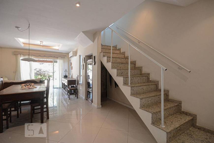 Foto 4 de Casa com 3 Quartos para alugar, 200m² em Anil, Rio de Janeiro