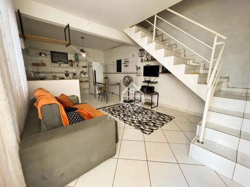 Foto 1 de Casa com 3 Quartos para alugar, 114m² em Vinhateiro, São Pedro da Aldeia