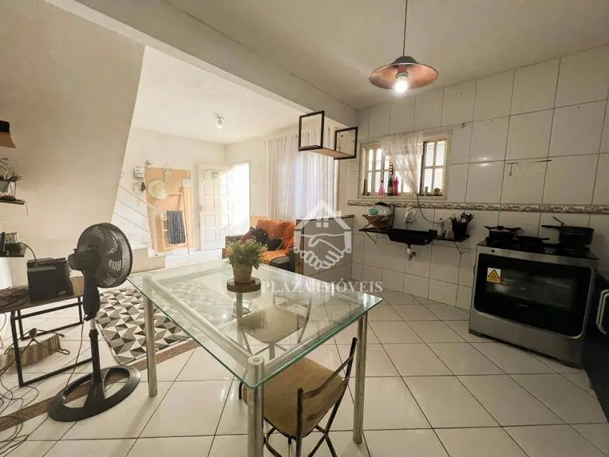 Foto 4 de Casa com 3 Quartos para alugar, 114m² em Vinhateiro, São Pedro da Aldeia