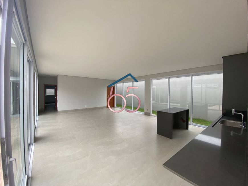 Foto 5 de Casa de Condomínio com 3 Quartos à venda, 266m² em Condominio Residencial Vila Jardim, Cuiabá