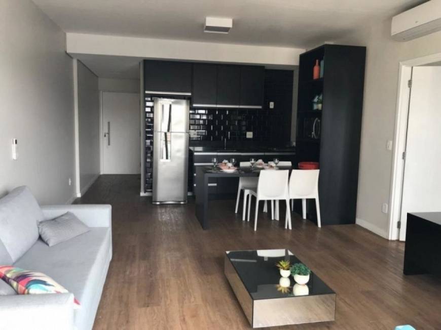 Foto 3 de Flat com 1 Quarto para alugar, 60m² em Vila Nova Conceição, São Paulo