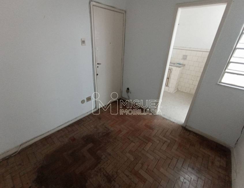 Foto 4 de Apartamento com 1 Quarto à venda, 34m² em Grajaú, Rio de Janeiro
