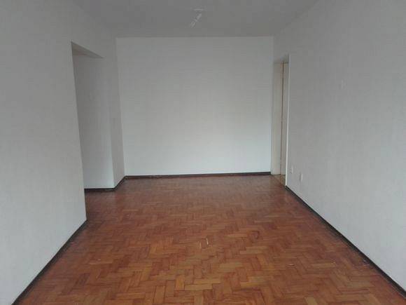 Foto 2 de Apartamento com 2 Quartos para alugar, 75m² em Bela Vista, São Paulo