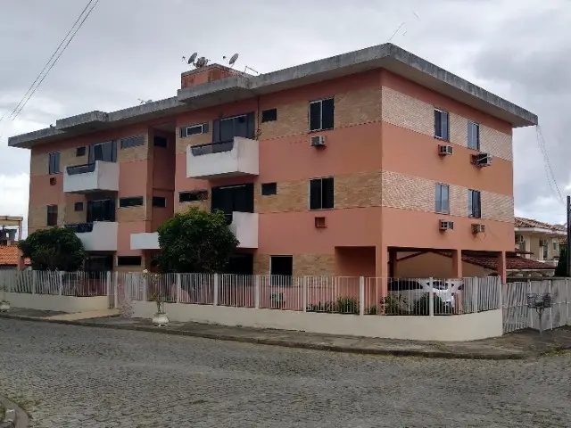 Foto 1 de Apartamento com 2 Quartos à venda, 62m² em Centro, São Pedro da Aldeia