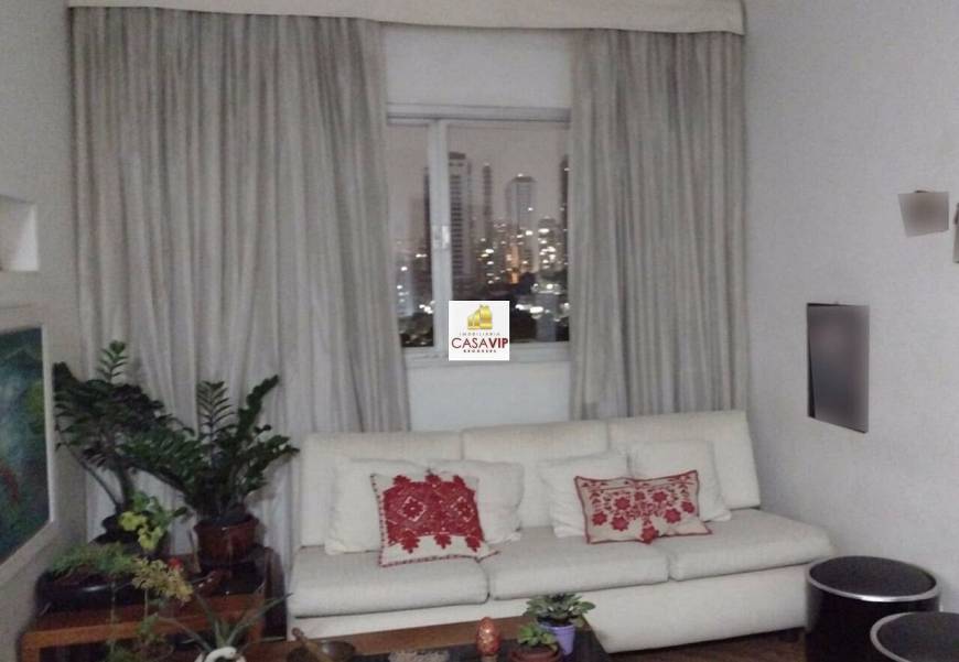 Foto 2 de Apartamento com 2 Quartos à venda, 72m² em Santo Amaro, São Paulo
