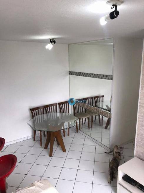 Foto 3 de Apartamento com 2 Quartos para alugar, 48m² em Veleiros, São Paulo