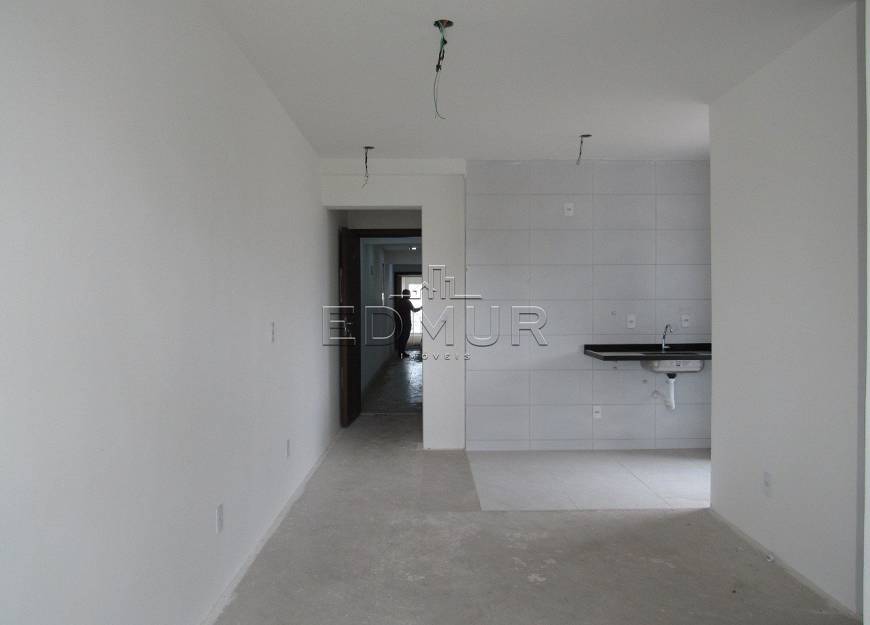Foto 3 de Apartamento com 2 Quartos para venda ou aluguel, 52m² em Vila Scarpelli, Santo André